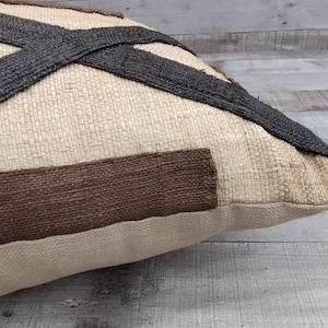 Authentic Kuba Cloth Pillow Cover, African Pillow Cover, Tribal Pillow Cover for 16&quot;x24&quot; Insert