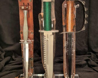 Camillus Marine Raider-universeel displaystandaard mes en schede: Knox-messen