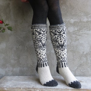 37-40 cashmere merino cat socks women, white gray lady socks, gift for cat lover lady image 2