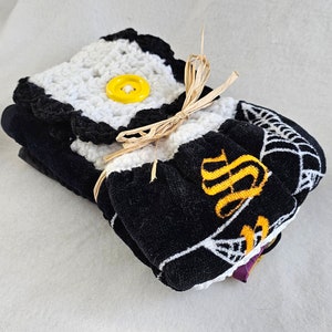 Halloween Kitchen Towel Set , Halloween Spooky Spider, Pot Holder, Dishcloth