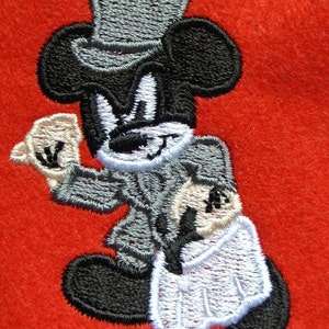 Application / patches « Faisant de l’auto-stop Mickey »