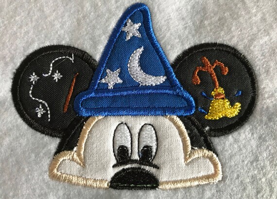 Applicat black Iron on patches MICKEY MOUSE XL "MICKEY STANDING" 20x15cm Applicat black Iron on patches MICKEY MOUSE XL "MICKEY STANDING" 20x15cm