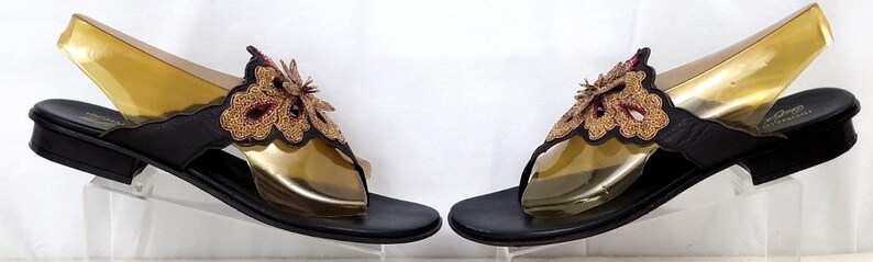 Vintage Donald J Pliner Gusa Beaded Sandals Size 9.5 Made in Italy Boho Leather Floral Thong Sandals Y2K Designer Resort Shoes afbeelding 3
