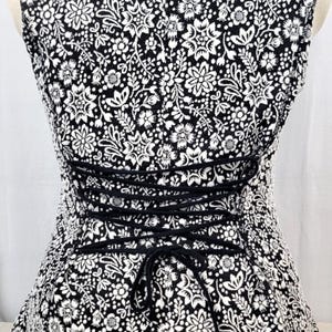 Vanessa Virginia Anthropologie Peplum Top Corset Back Black White Floral Romantic Blouse Size Large afbeelding 3