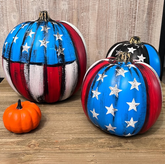 ◆BLUE ELEPHANT◆ HARPERS pumpkin art-326-blue-elephant-on-