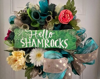 Hello Shamrocks Wreath: Handpainted St Patrick's Day Decor