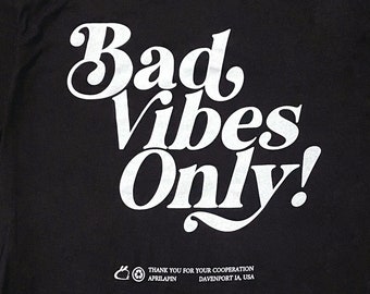 BAD VIBES ONLY! - Ringer Tee Screen Printed Black Retro 70s Typography Thank You Bag Horror Original Unique Design Screenprinted T-Shirt