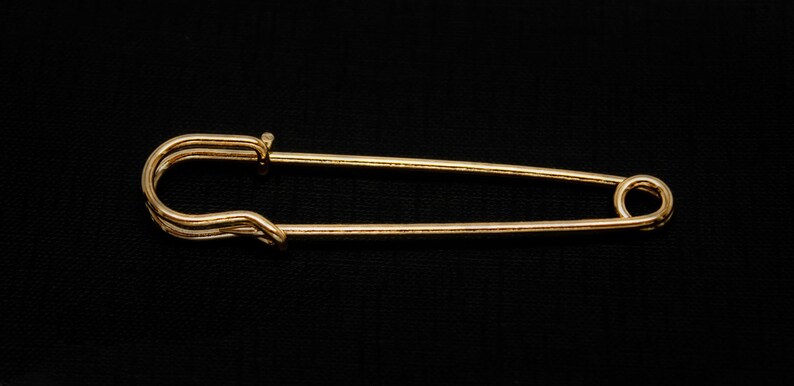 stock tie and pin