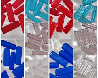 Lot de 10 tubes quadrilatères en verre , choix entre 5 couleurs mat ou brillant, bleu, turquoise,rouge,prune, transparent