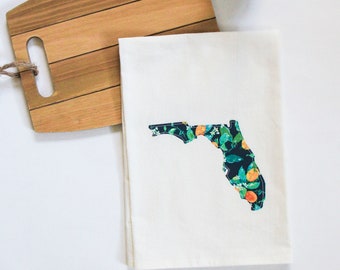 Florida Tea Towel - Decorative Florida Kitchen Towel - Housewarming Gift - Florida Hostess Gift