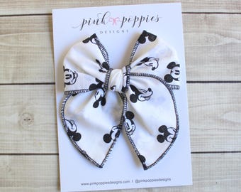 Mickey Mouse Hair Bow, Black White Mickey Bow, Disney Hair Clip, Mickey Bow Clip, Minnie Cotton Bow, Disney Birthday Bow, Mouse Ears Bow
