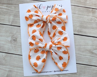 Lazos de coleta Pumpkin Patch - 100 % algodón con bordes remallados - Juego de 2 lazos con pinzas de cocodrilo reversibles
