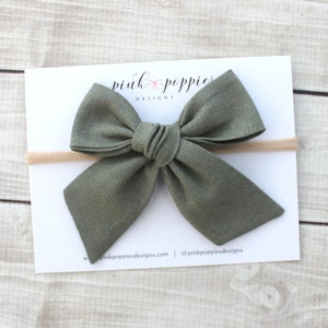 Olive Linen Hair Bow, Green Baby Headband, Olive Hair Clip, Linen Bow Headband, Newborn Headband, Baby Girl Headband, Fall Baby Bow