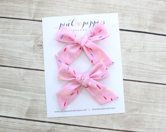 Pink Sprinkle Pigtail Bows, Sprinkle Hair Bows, Birthday Pigtail Set, Pink Hair Bows, Birthday Hair Clips, Birthday Bows, Light Pink Bows