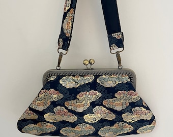 Handmade Vintage Japanese fabric kiss - clasp handbag/ Vintage Japanese fabric handbag / Silk clasp bag