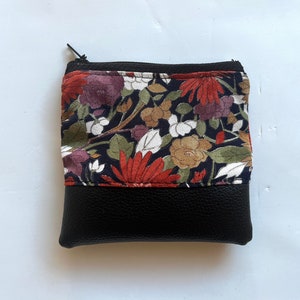 Handmade vintage Japanese  kimono zip pouch/ vintage kimono purse / kimono purse