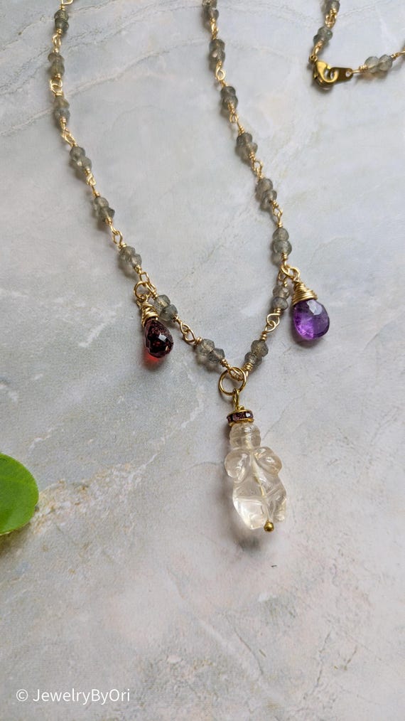 Crystal Quartz Venus Goddess Necklace: Labradorite Rosary Chain, Boho  Fertility Pendant