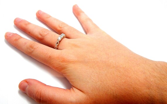 Ring Solid Silver Tricillo, Three Faceted Diamond… - image 4