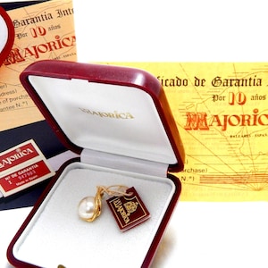 Silver & 18kt Gold Plated Pearl Pendant, Majorica Spain, Mallorca Balearic Islands Spain, Majorica Box Certificate, Guarantee, New  L6