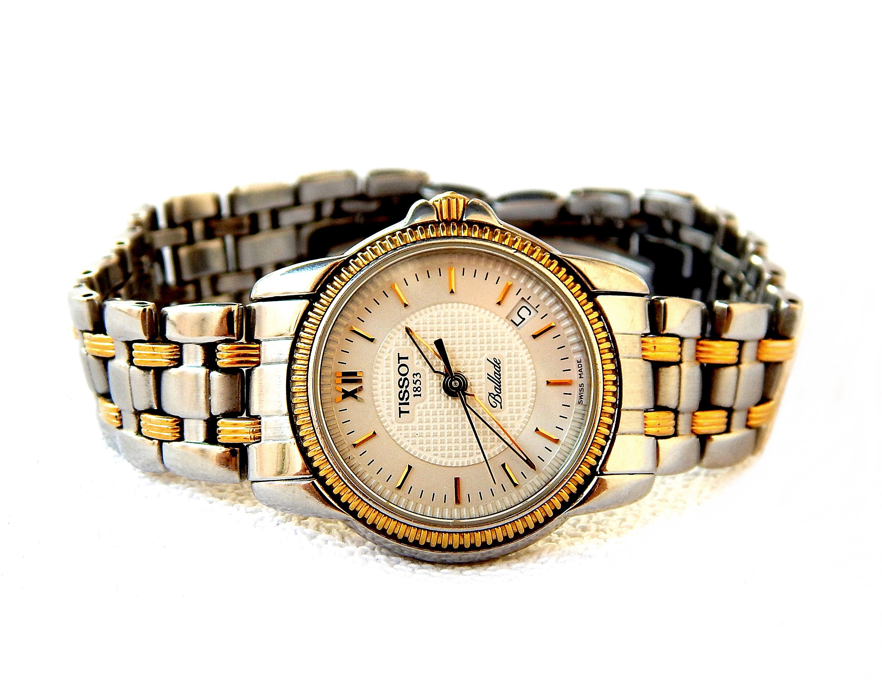 Vintage Tissot C227/327 TISSOT C227/327C - Swiss Quartz Ladies Wristwatch  main image 3