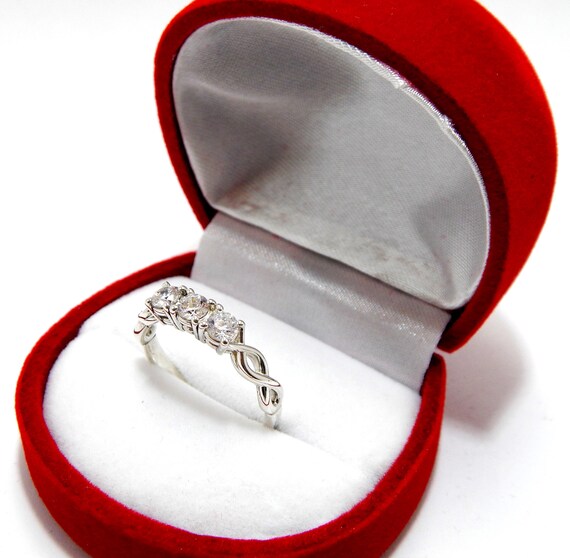 Ring Solid Silver Tricillo, Three Faceted Diamond… - image 5