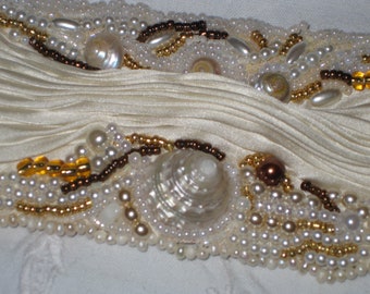 Bracelet Cuff Silk shibori White Beige Golden High Fashion  Haute Couture  Shells Bohème Hippie Chic Baroque Victorian Fairy Fairy
