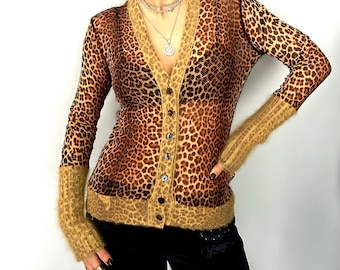 Jean Paul Gaultier Maille pull cardigan leopard en maille transparent avec angora JPG vtg Gaultier Maille Paris pull boutonné leopard angora