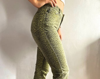 Roberto Cavalli cheetah print jeans leopard print Cavalli Jeans spot print vintage Cavalli high waist cropped cat print pants animal print