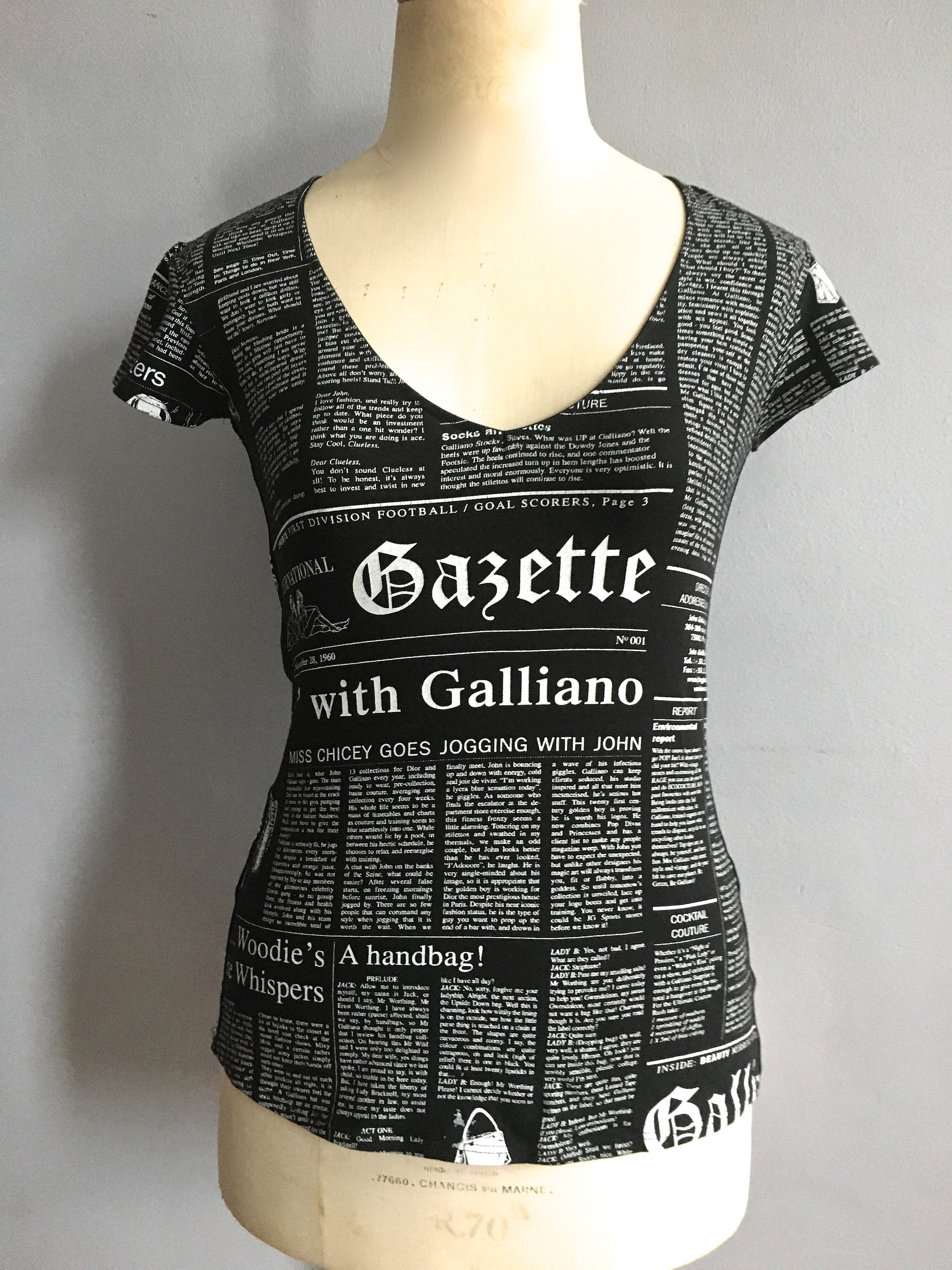 身幅44cmJohn Galliano  newspaper shirt