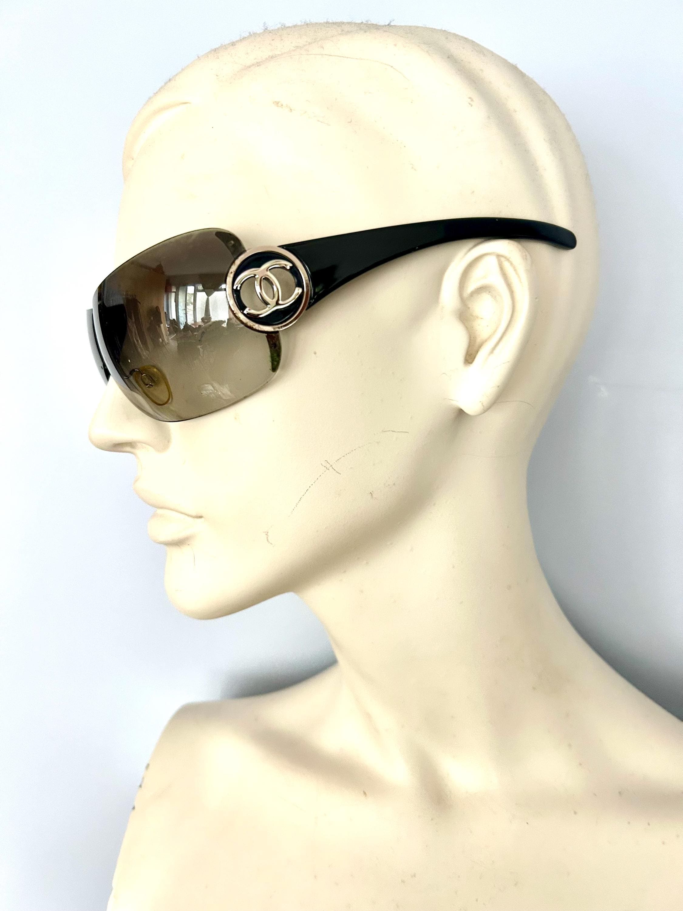 Rimless chanel sunglasses - Etsy 日本