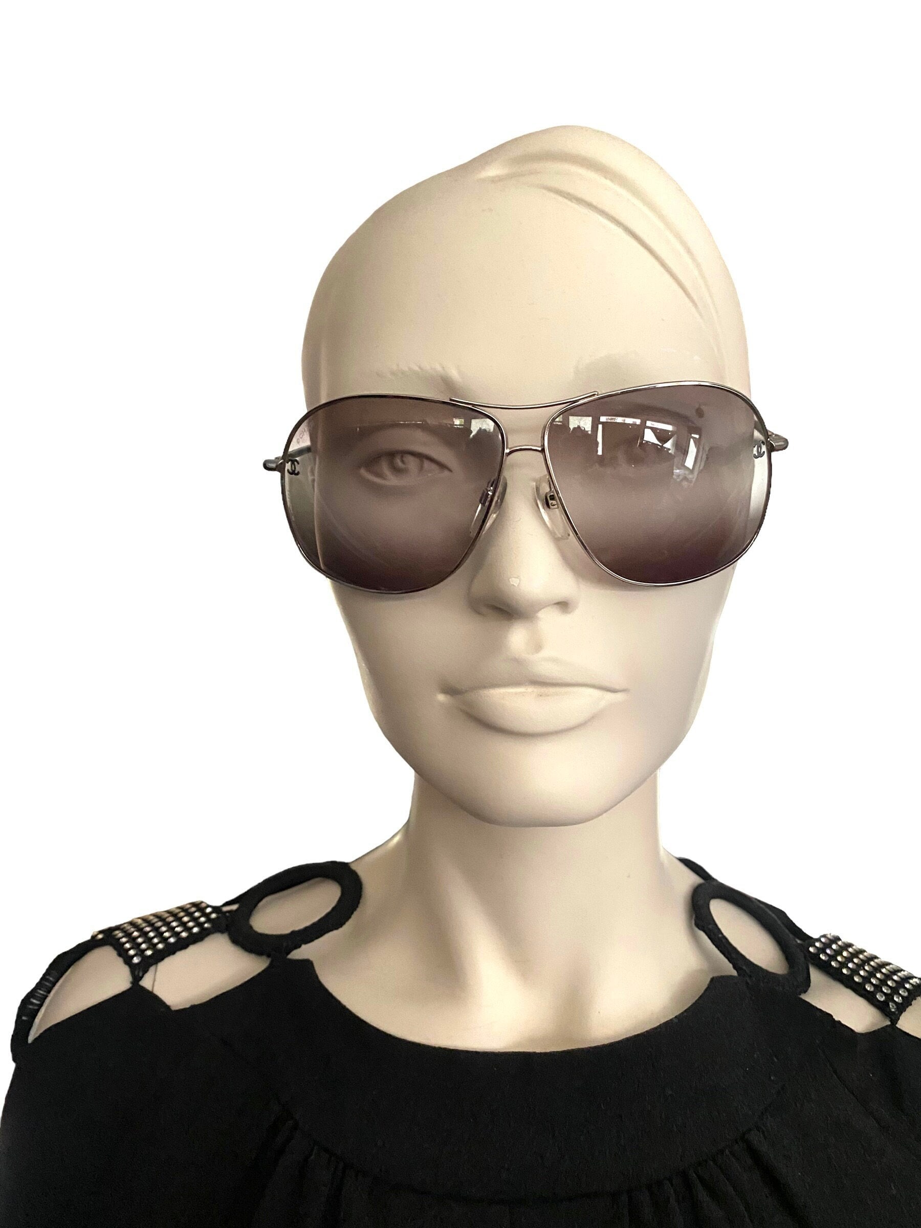 Chanel Aviator Wire Rim Sunglasses Gradient Lenses Chanel Chanel Aviator Wire Rim Sunglasses Gradient Lenses Chanel