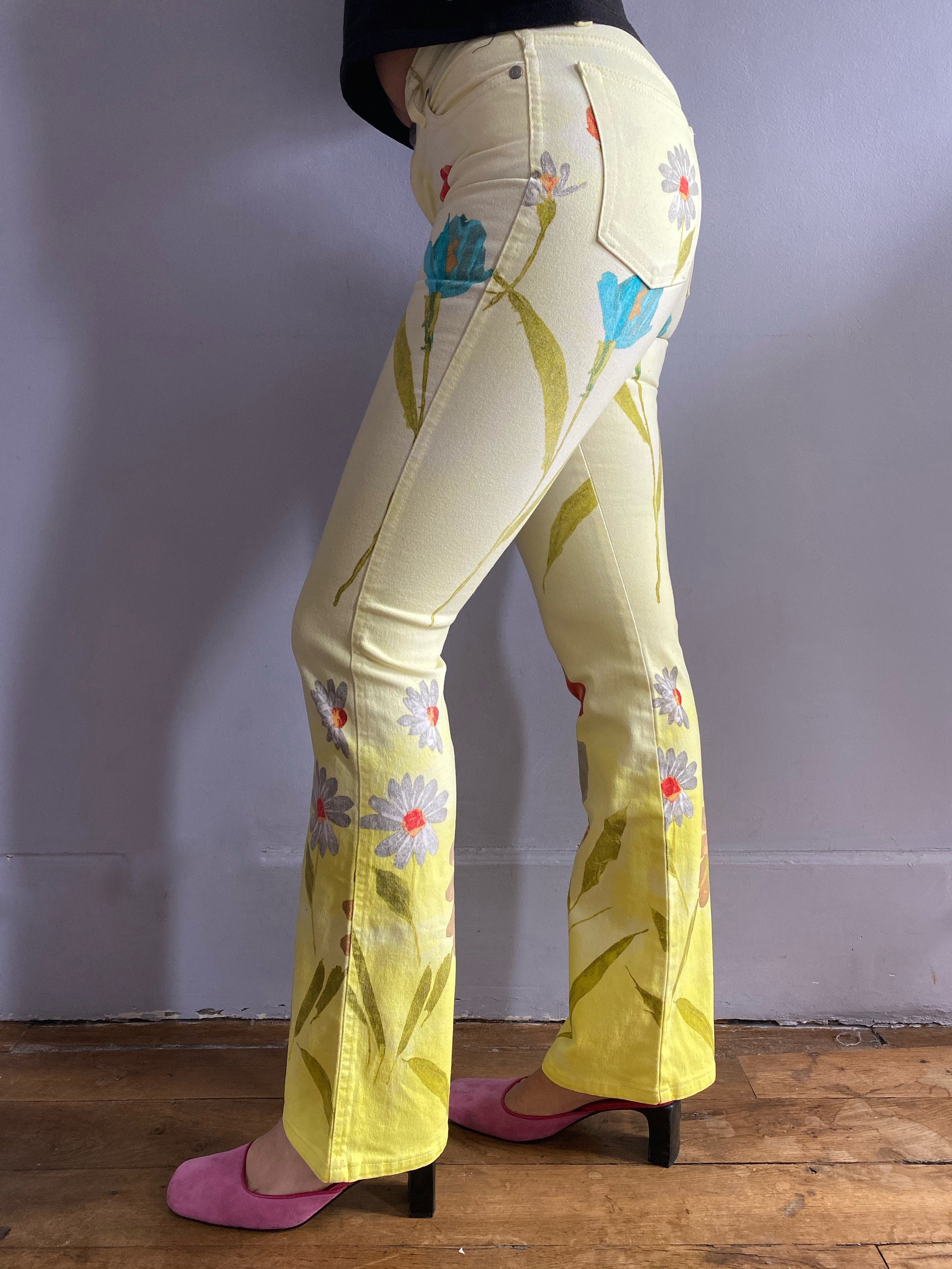 Roberto Cavalli S/S 2000 Jeans Floral Print Dip Dye Jeans Roberto Cavalli S/S 2000 Jeans Floral Print Dip Dye Jeans