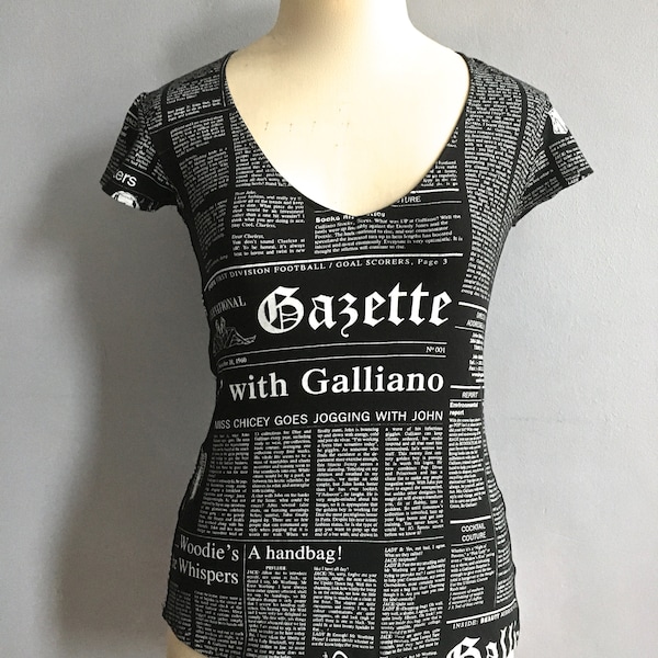 John Galliano Gazette top newspaper print t-shirt vintage John Galliano short sleeve top black and white newspaper tee shirt Galliano top
