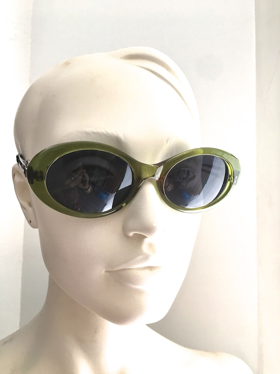 Versace Versus 90s sunglasses Versace green oval s