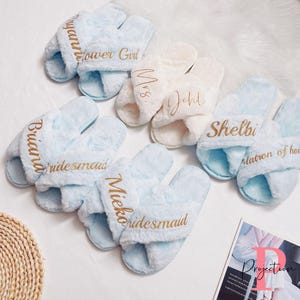 Custom Bridesmaid Slippers, Bride Slippers, Fluffy Slippers, Fluffy Cross slippers,  Bride to Be Gift, Bridesmaid Gift, Bachelorette Party