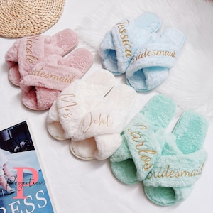 Custom Fluffy Slippers, Fluffy Cross slippers, Custom Bride Slippers, Bride to Be Gift, Bridesmaid Gift, Bachelorette Party, Fluffy Slippers