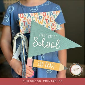 First and Last Day of School Flags, Back To School Supplies Pennant Set Printable, Pre-K, Preschool, Kindergarten, School Pennant Flag