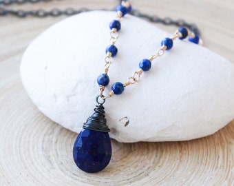 Lapis Lazuli necklace in mixed metal - September birthstone. Birthstone jewelry, graduation gifts. Gemstone drop necklace, jewelry trends.