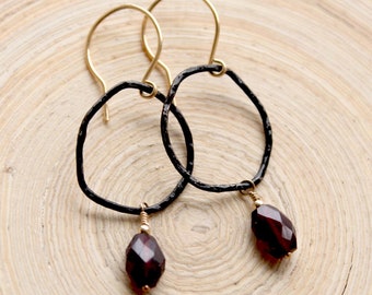 January birthstone gift - Garnet mixed metal earrings. Gold filled and oxidized silver organic links, Dark red Garnet. Birthstone jewelry