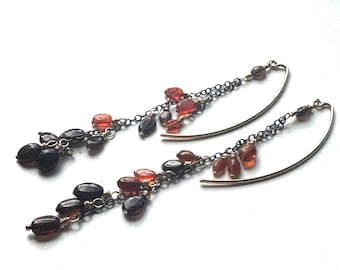 Ethiopian Opal thread earrings. Unique design in gold and oxidized silver