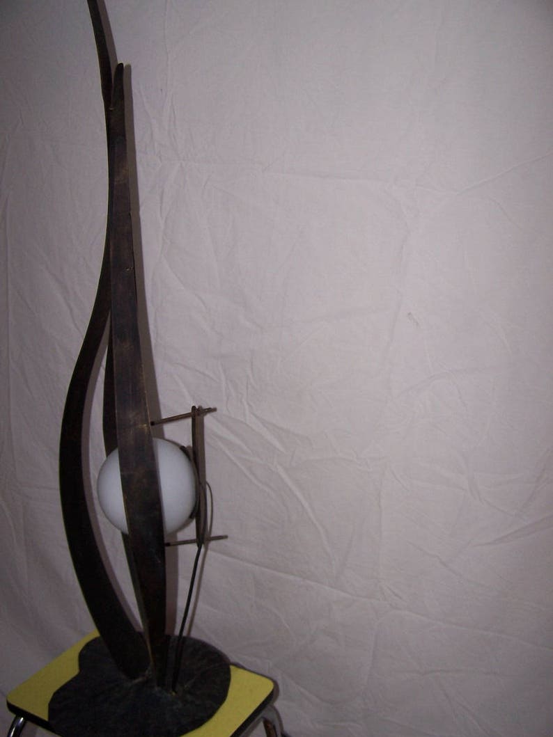 60s BRUTALIST Sculpture lamp