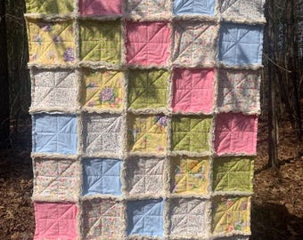 Pastell Floral Rag Quilt