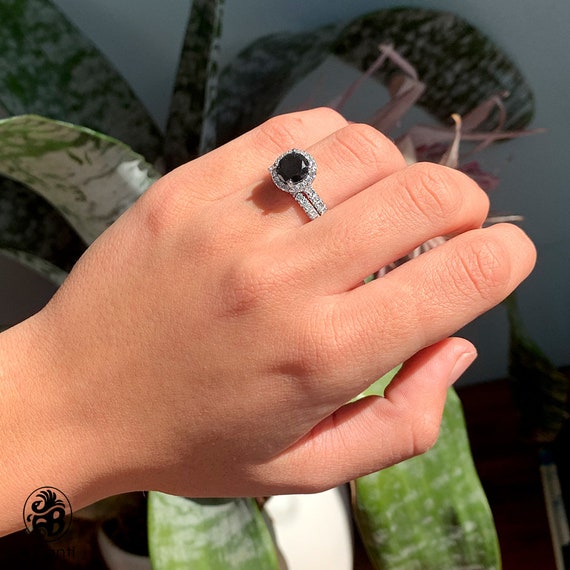 Carrie's Black Diamond Engagement Ring – Patricia Field ARTFASHION