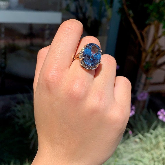 Isak London Blue Topaz Ring with Moissanite Ring – Capucinne Blue