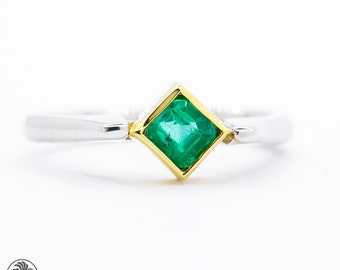 Emerald Ring, Green Stone Ring, Square Emerald Ring, Modern Design Emerald Ring, Vintage Emerald Ring, Square Cut Emerald Ring, May Stone