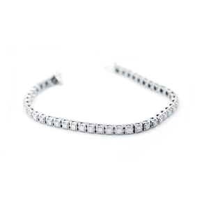 3.15 Carat Diamond Tennis Bracelet: 14K White Gold, Round Cut