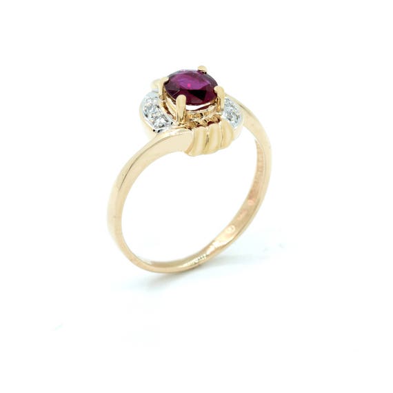 Vintage Pigeon Red Ruby Ring with Diamond Halo - … - image 3