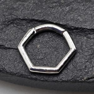 16g Hexagon Shape Hinged Segment Clicker Piercing Hoop Ring Solid 316L Surgical Steel Daith Septum Helix