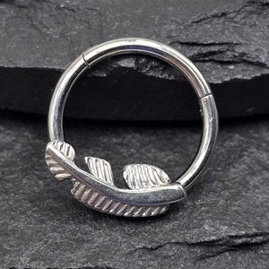 16g Titanium ASTM F136 Feather Hinged Segment Clicker Helix Cartilage Septum Daith Piercing Hoop Ring Implant Grade