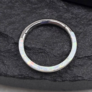 16g Titânio Implante Grau Pavimentado Opala Branca Pedra Articulada Segmento Septo Hélix Piercing Cartilagem Daith Hoop Piercing Anel